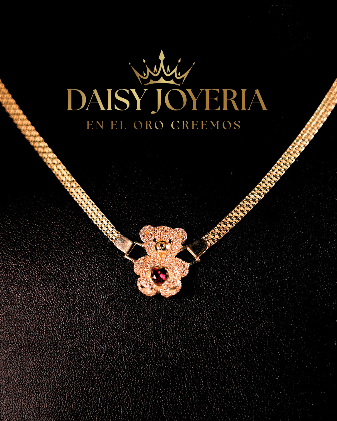 Collar con oso y piedra roja 14kt