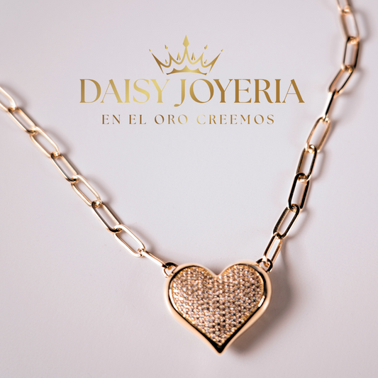 Cadena con forma de corazón con clip de papel de 14 kt