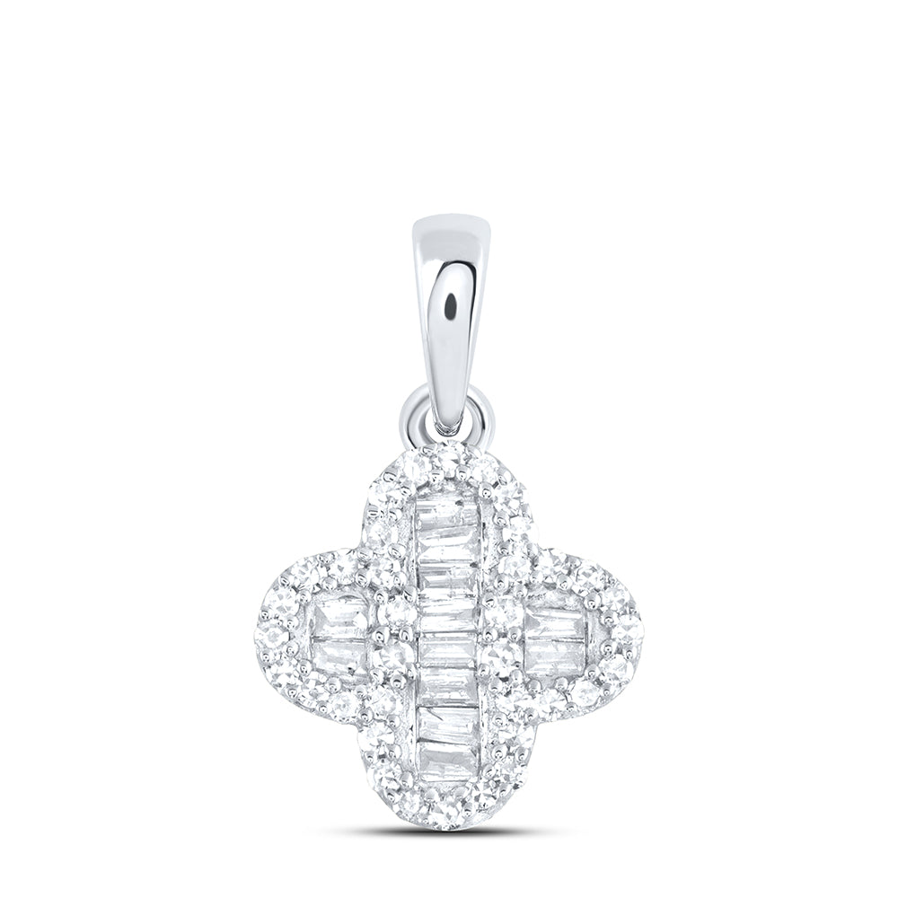 1/5CTW-NAT DIA NK GIFT CLOVER PENDANT Daisy Joyeria