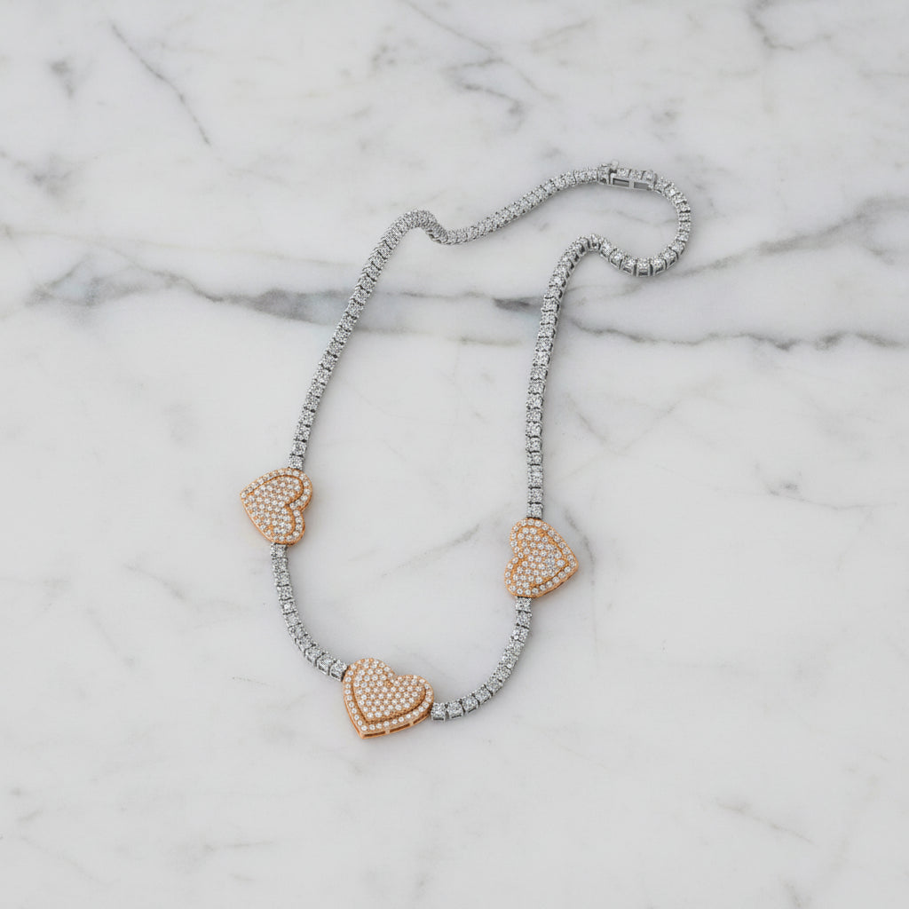 Cadena Tennis con Corazones Diamantados Pavé en Oro 10K Daisy Joyeria