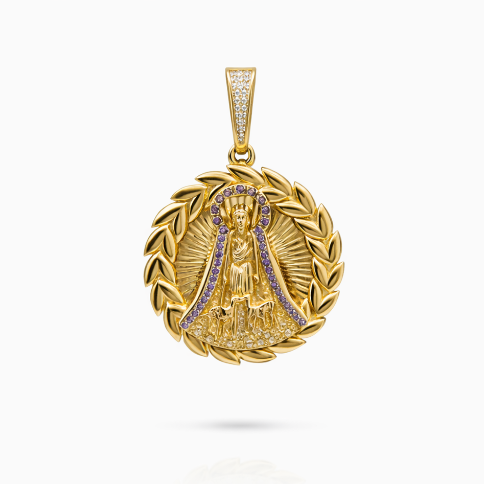 Medalla de San Lázaro con Detalles en Oro  14k Daisy Joyeria
