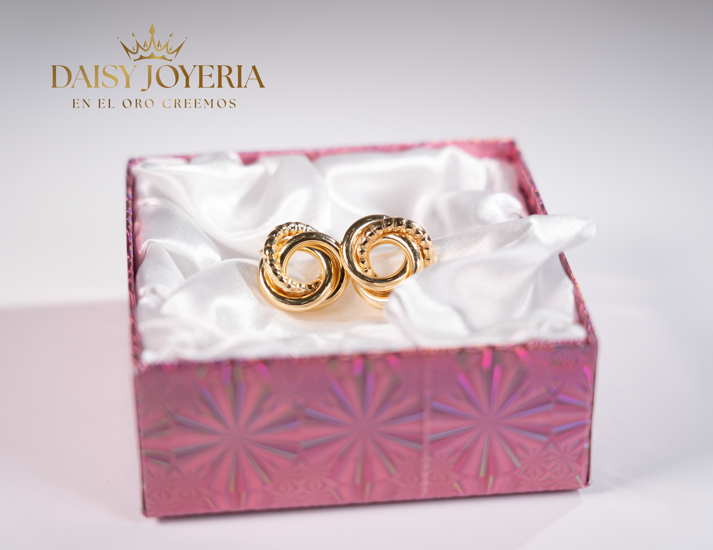 ARETES DE NUDO 14K 4G