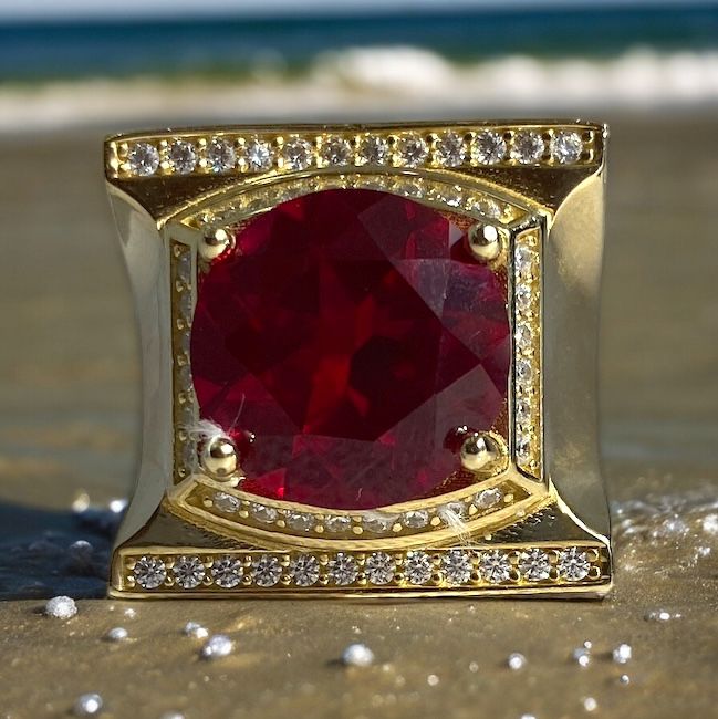 BIG RED GEM RING 10K 12G